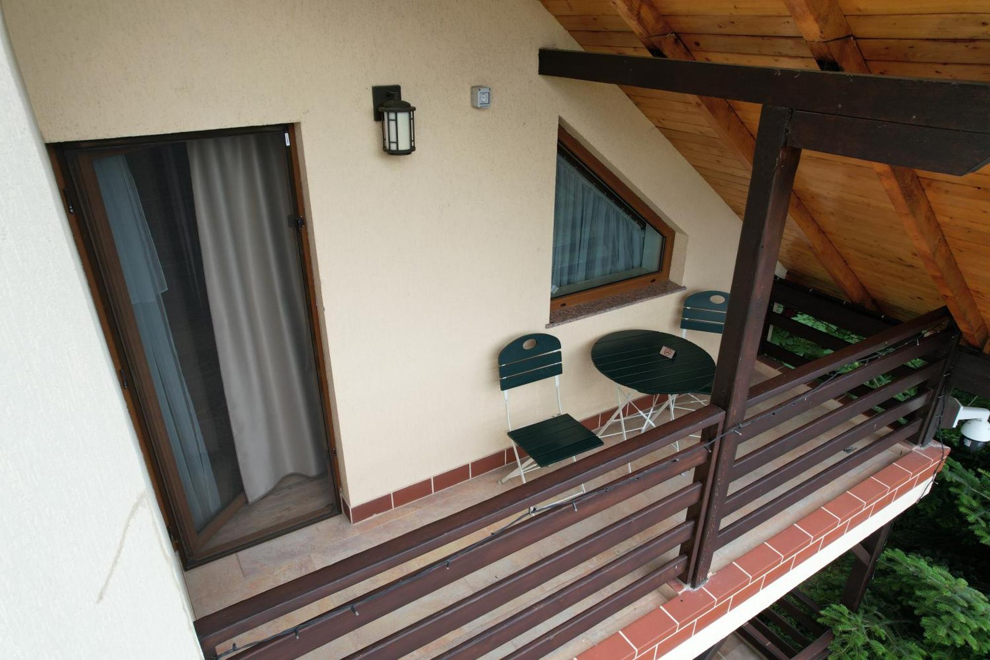 Hotel Casa Stefandra à Breaza  Extérieur photo
