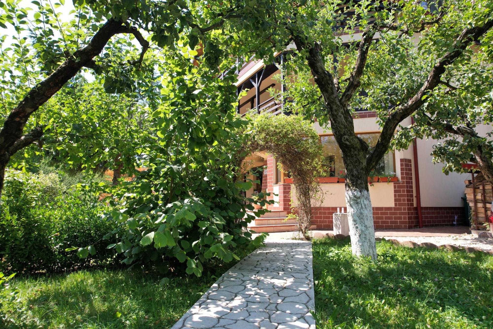 Hotel Casa Stefandra à Breaza  Extérieur photo